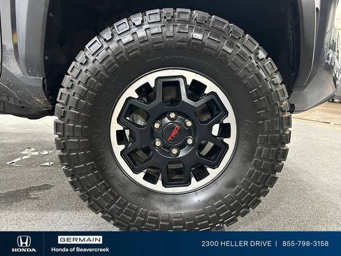 Used 2024 Toyota Tacoma TRD Off-Road AWD/4WD image 12