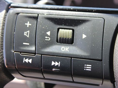 Used 2022 Nissan Rogue SV FWD image 26
