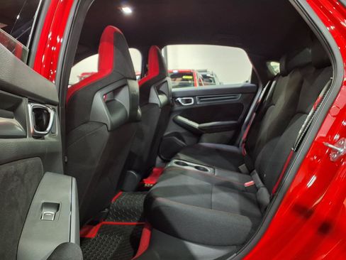 Used 2024 Honda Civic Type R image 23