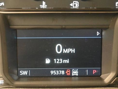 Used 2021 GMC Sierra 1500 Elevation AWD/4WD image 16