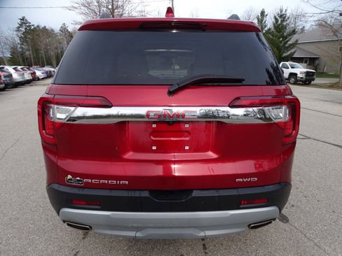 Used 2023 GMC Acadia AWD SLE image 9