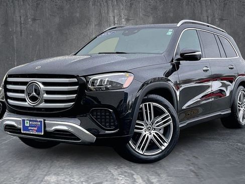 Used 2024 Mercedes-Benz GLS 450 4MATIC image 1