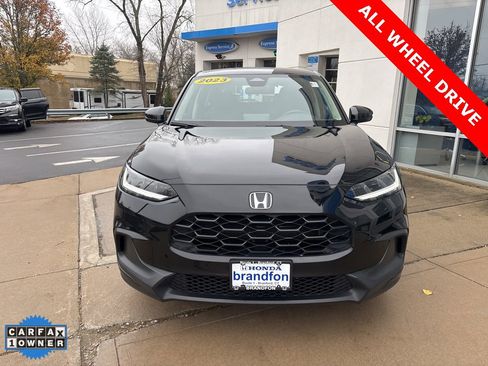 Used 2023 Honda HR-V LX image 2