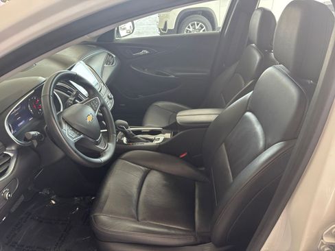 Used 2024 Chevrolet Malibu LT image 27