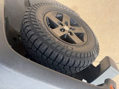 Used 2018 Jeep Wrangler Unlimited Sport S AWD/4WD image 11