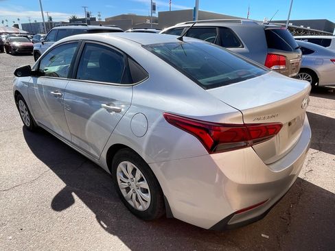 Used 2020 Hyundai Accent SE image 5