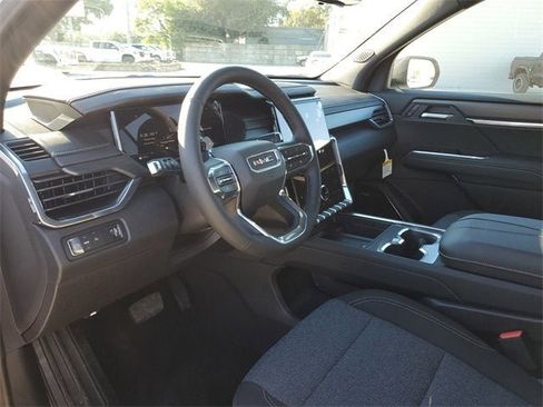 New 2026 GMC Acadia Elevation image 20