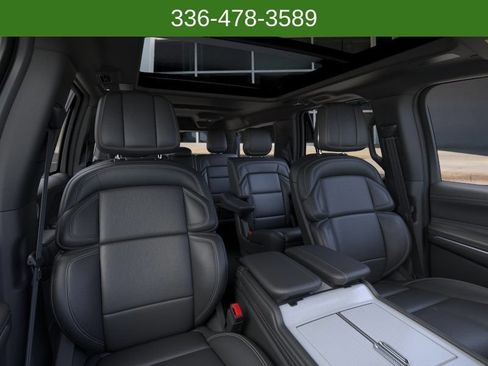 New 2026 Lincoln Navigator L Reserve w/ Jet Appearance Package AWD/4WD image 10