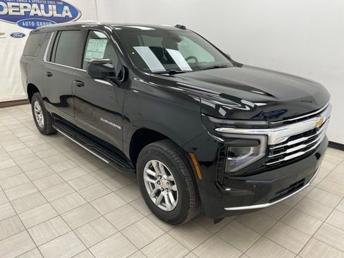 New 2026 Chevrolet Suburban LT AWD/4WD image 1