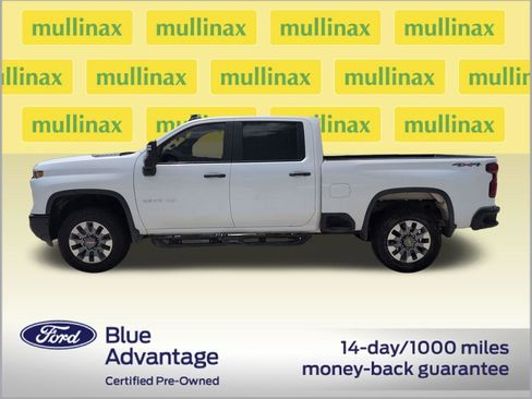 Used 2024 Chevrolet Silverado 2500 Custom w/ Custom Value Package AWD/4WD image 10