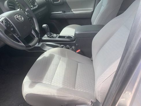 Used 2021 Toyota Tacoma SR RWD image 3