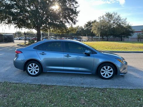 Certified 2025 Toyota Corolla LE image 6