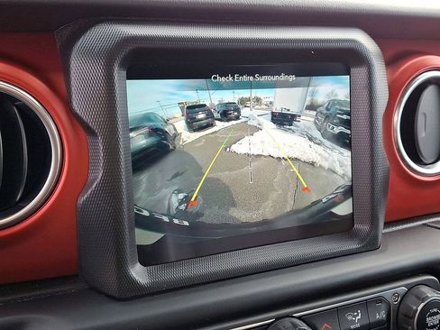 Used 2021 Jeep Wrangler Unlimited Rubicon w/ Dual Top Group image 15