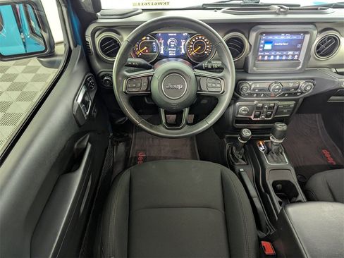 Used 2019 Jeep Wrangler Unlimited Sport S image 14