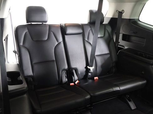 Used 2022 Kia Telluride LX image 36