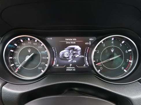 Used 2022 Maserati Levante GT AWD/4WD image 27