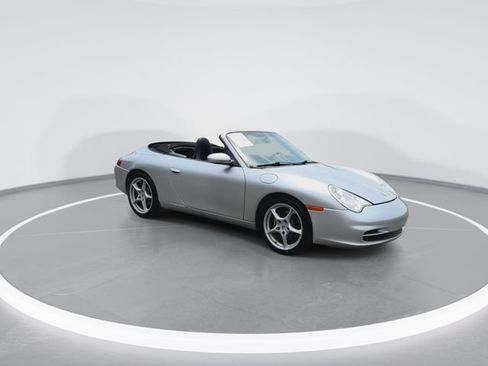 Used 2003 Porsche 911 Carrera RWD image 2