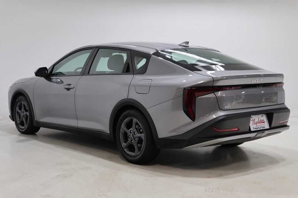 Used 2025 Kia K4 FWD image 6