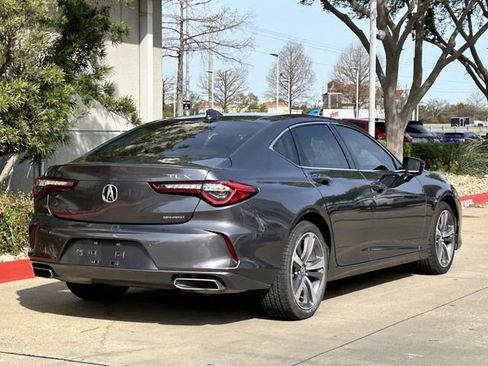 Used 2023 Acura TLX Advance image 4