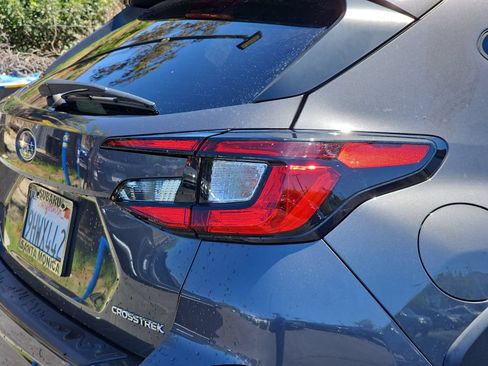 Used 2024 Subaru Crosstrek 2.5i Limited AWD/4WD image 11