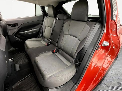 Used 2024 Subaru Crosstrek 2.0i Premium image 26