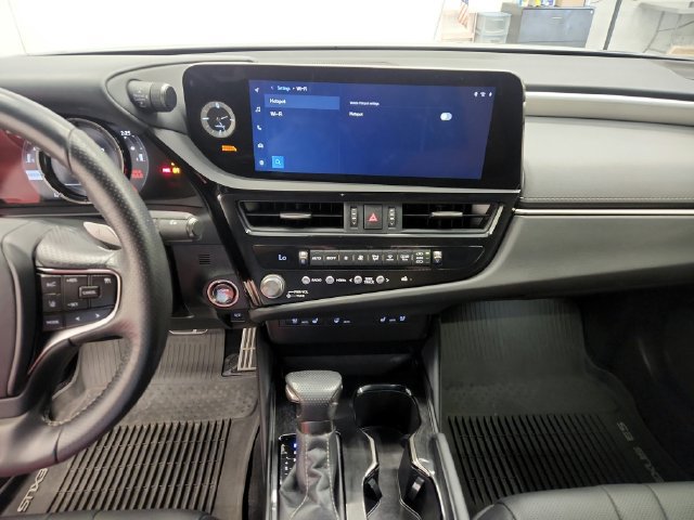 Used 2023 Lexus ES 300h F Sport FWD image 35
