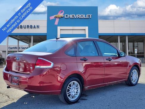 Used 2010 Ford Focus SE image 5