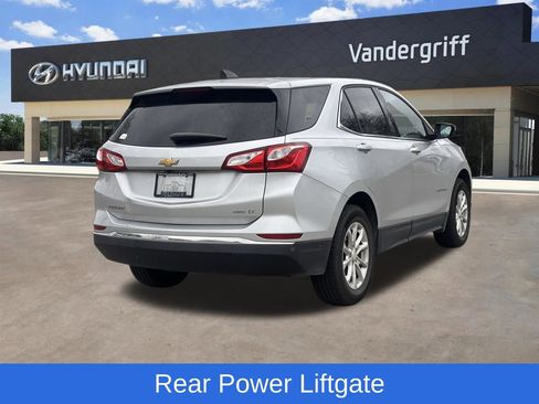 Used 2019 Chevrolet Equinox LT w/ Driver Convenience Package image 9