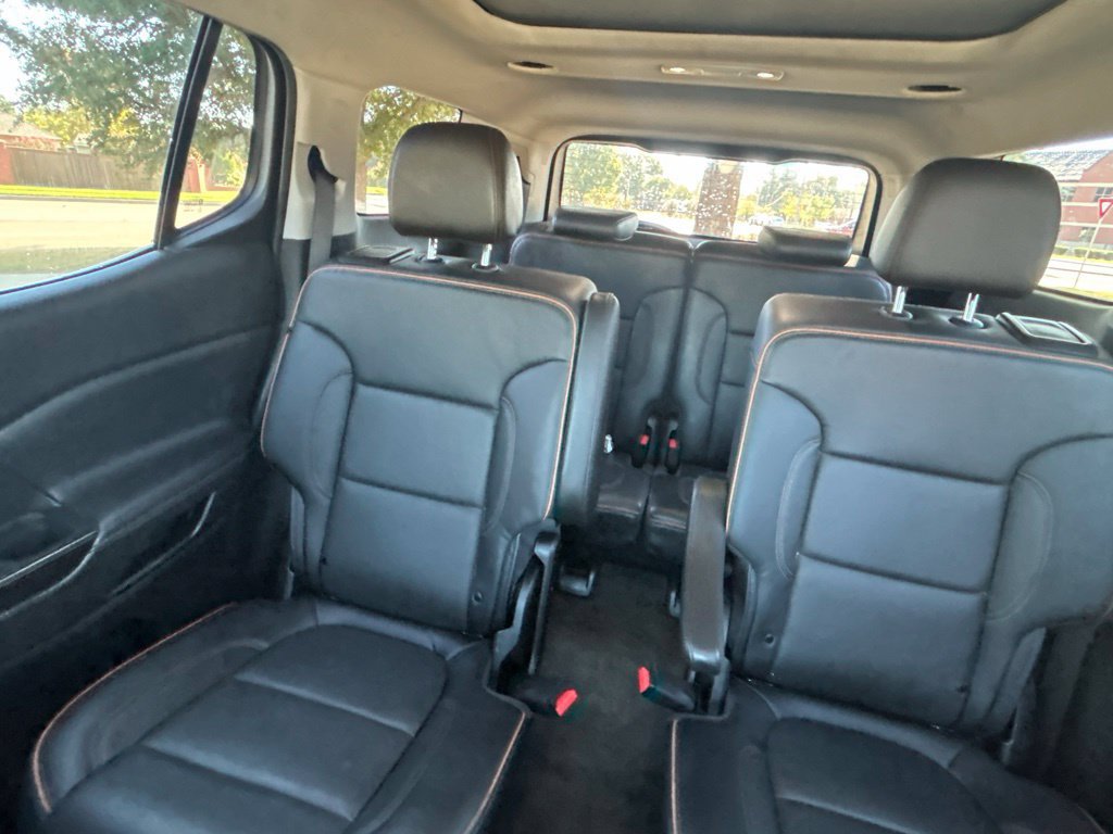 Used 2023 GMC Acadia AT4 w/ Technology Package AWD/4WD image 28