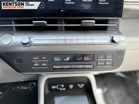 Used 2025 Hyundai Kona SEL AWD/4WD image 27