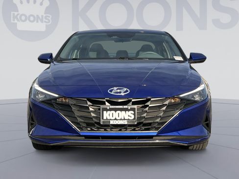 Used 2023 Hyundai Elantra SEL image 19