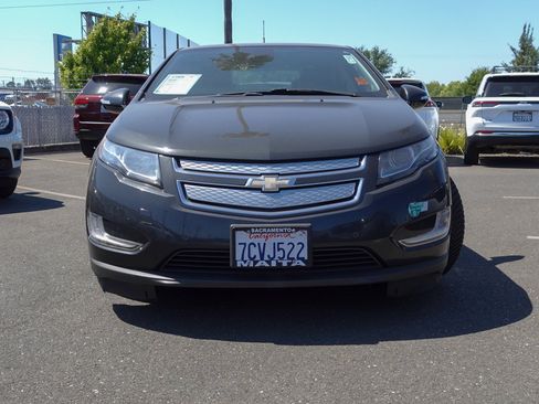 Used 2014 Chevrolet Volt Premium w/ Premium Trim Package FWD image 3
