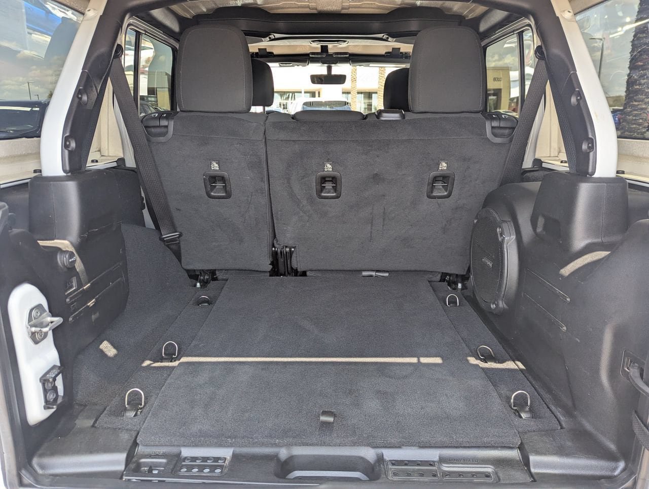 Used 2020 Jeep Wrangler Unlimited Rubicon AWD/4WD image 16