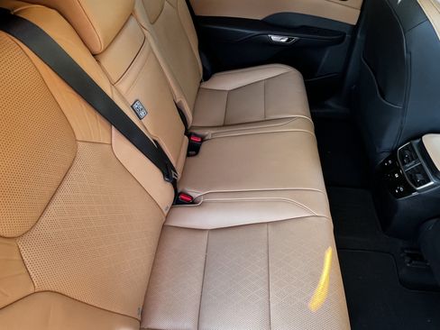 Used 2024 Lexus RX 350 Premium Plus image 39