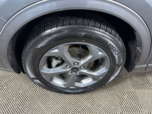 Used 2023 Ford Escape ST-Line image 10