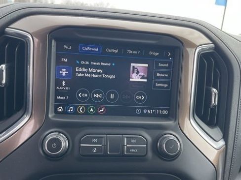 Used 2020 Chevrolet Silverado 3500 High Country image 19