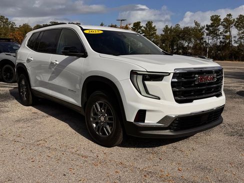 Used 2025 GMC Acadia Elevation FWD image 11