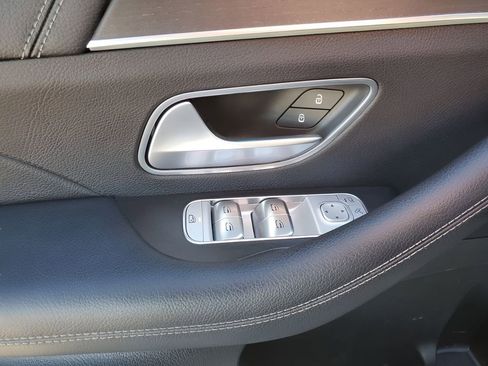 Used 2023 Mercedes-Benz GLE 350 image 28