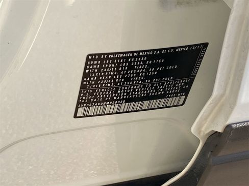 Used 2022 Volkswagen Tiguan SE image 29