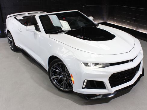 Used 2023 Chevrolet Camaro ZL1 image 9