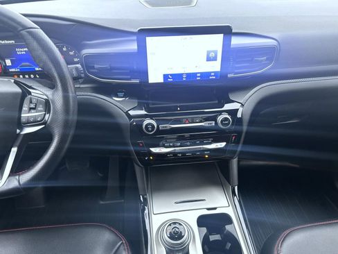 Used 2023 Ford Explorer ST-Line w/ Class IV Trailer Tow Package image 12