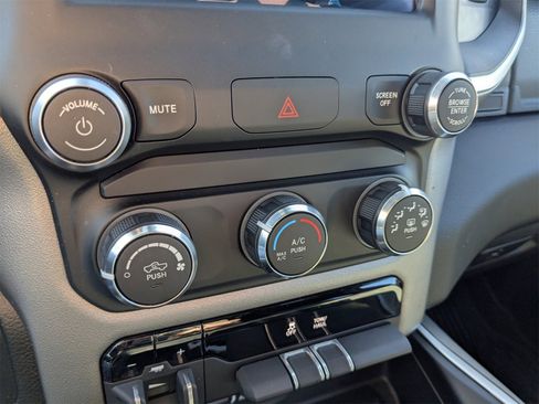 Used 2022 RAM 1500 Big Horn image 22