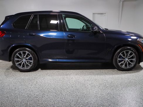 Used 2023 BMW X5 xDrive40i w/ Executive Package AWD/4WD image 6