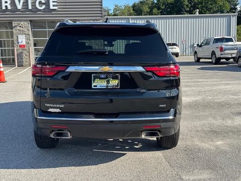Used 2023 Chevrolet Traverse High Country w/ LPO, Floor Liner Package AWD/4WD image 4