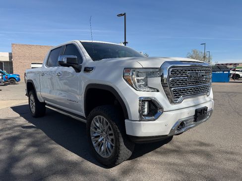 Used 2019 GMC Sierra 1500 Denali w/ Denali Ultimate Package image 3