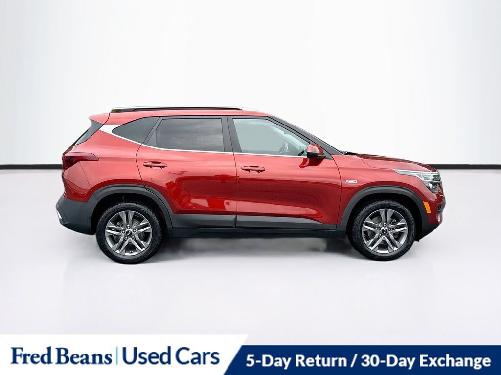 Used 2021 Kia Seltos S AWD/4WD image 10