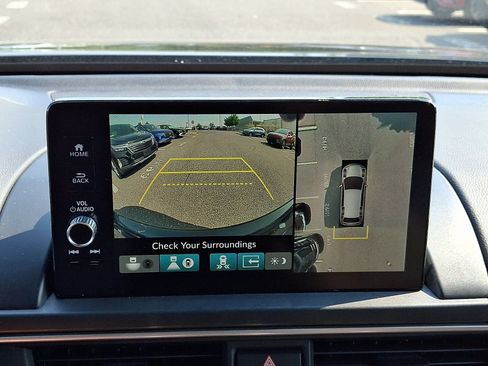 Certified 2023 Honda Pilot Elite image 19