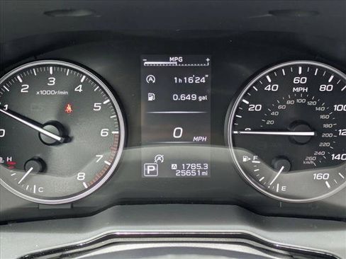 Used 2024 Subaru Outback Premium AWD/4WD image 11
