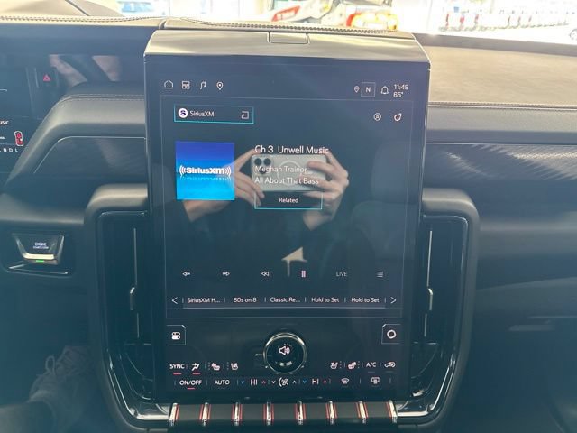 Used 2025 GMC Yukon AT4 w/ Premium Trailering Package AWD/4WD image 45