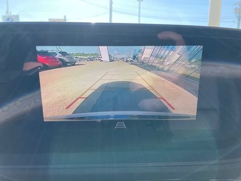 Used 2024 Buick Envista Sport Touring w/ Convenience I Package FWD image 17